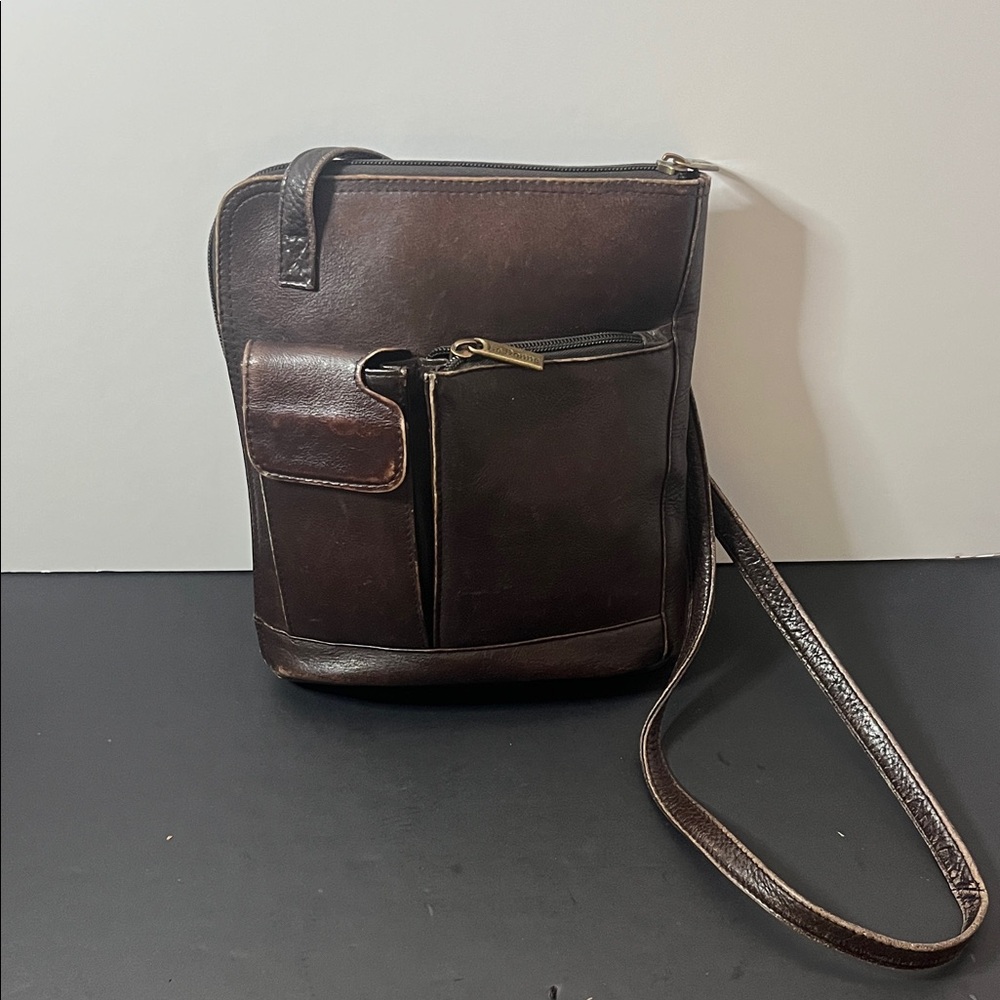 Le Donne Elegant Brown Leather Crossbody Bag